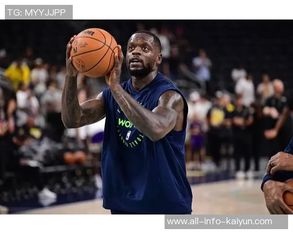 兰德尔表现稳定11投6中贡献14分4篮板1助攻1抢断助力球队胜利 兰德尔表现稳定11投6中贡献14分4篮板1助攻1抢断助力球队胜利