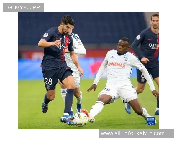 进球大战再掀高潮马尤卢闪耀巴黎3比3追平斯特拉斯堡